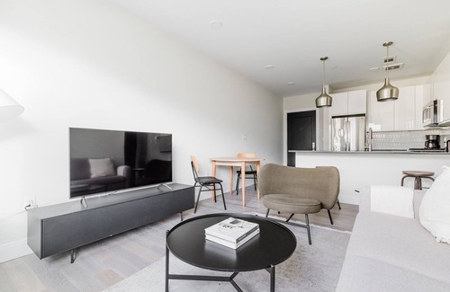 East Boston Apartamento | Blueground | East Boston 2bd apartment