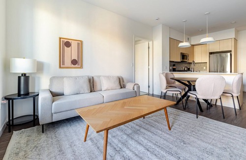 Fremont Apartamento | Blueground | East Industrial, pool & AC, nr park