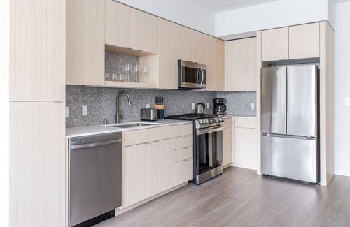 Fremont Apartamento | Blueground | East Industrial, pool & AC, nr park