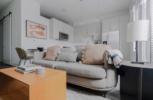 Highland Apartamento | Blueground | Highland 1bd apartment