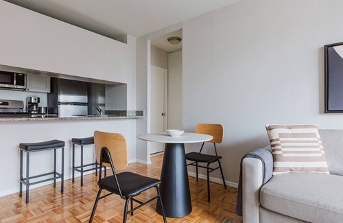 Tudor City Apartamento | Blueground | Kips Bay, pool & gym, nr Empire St.