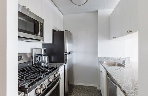 Tudor City Apartamento | Blueground | Kips Bay, pool & gym, nr Empire St.