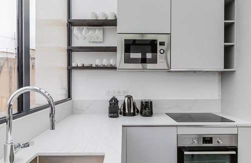 Passy Apartamento | Blueground | La Muette, balcony, nr landmarks