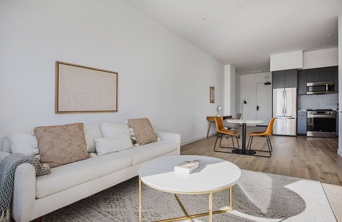Greater Wilshire - Hancock Park Apartamento | Blueground | Mid-Wilshire, AC, w/d, nr LACMA