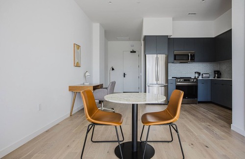 Greater Wilshire - Hancock Park Apartamento | Blueground | Mid-Wilshire, AC, w/d, nr LACMA