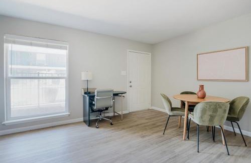 Cherrywood Apartamento | Blueground Mueller BBQ Pool AC nr Downtown ATX-278