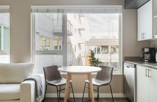 Overlake Apartamento | Blueground | Overlake, gym & w/d, nr park