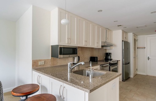 Penn Quarter Apartamento | Blueground | Penn Quarter, pool & w/d, nr museums