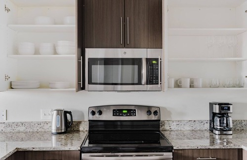 Shaw Apartamento | Blueground | Shaw, pool & w/d, nr Convention Center