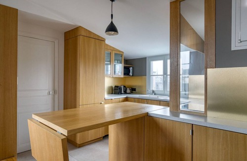 Sorbonne Apartamento | Blueground | Sorbonne, balcony, a/c & great view