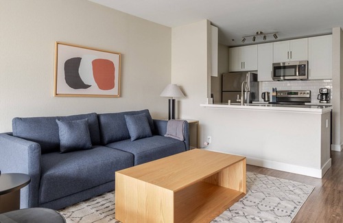 South Beach Apartamento | Blueground | South Beach, pool, w/d nr baseball field