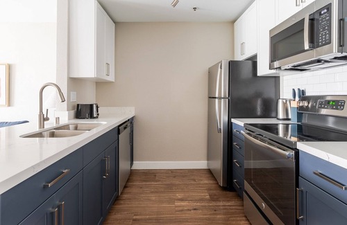 South Beach Apartamento | Blueground | South Beach, pool, w/d nr baseball field