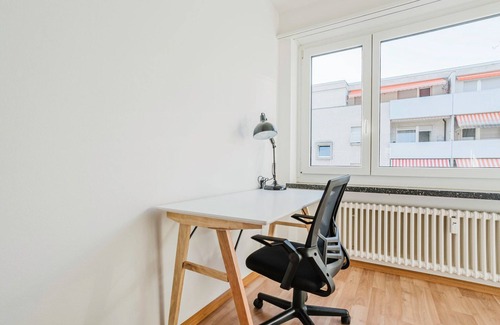 St. Johann Apartamento | Blueground | St. Johann, w/d, balcony, furnished