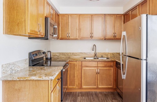 Sunnyvale Apartamento | Blueground | Sunnyvale, pool, nr Sunnyvale Park