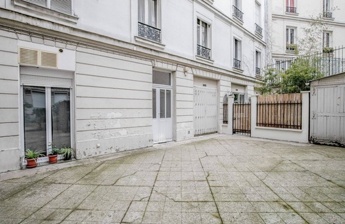 Porte-Dauphine Apartamento | Blueground | Victor Hugo, elev, nr garden & dining