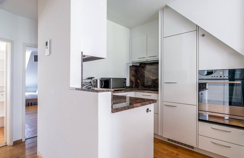 Niederdorf Apartamento | Blueground | Zurich town hall, city view, nr Rathaus