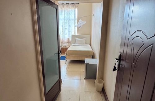 Zomba Cabina | Bluegum Avenue Lodge