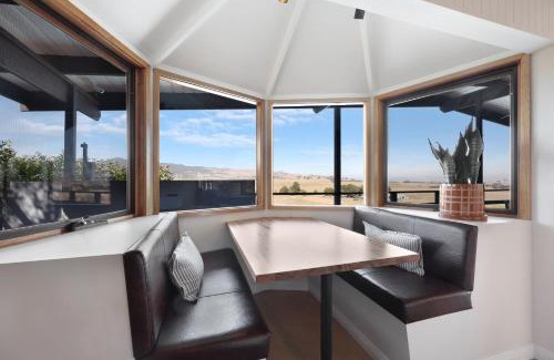 Merrijig Casa | Bluegum Delatite Merrijig - 5 Minutes to Mt Buller Gates