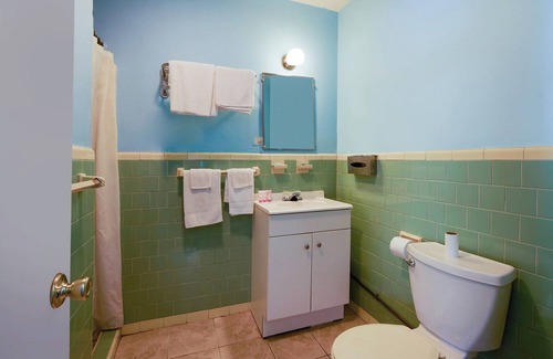Ironto Hotel | Hotel Salem-Roanoke I-81