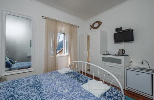 Perast Casa | Bluemarine Rooms & Apartments