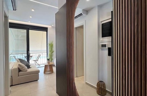 Piraeus Apartamento | BlueMotion - PortSuite