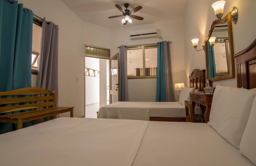 Cienfuegos Casa | BlueRoom & Hostal Sunrise
