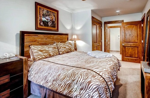 Four O'Clock Apartamento | BlueSky Breckenridge Condos by TO