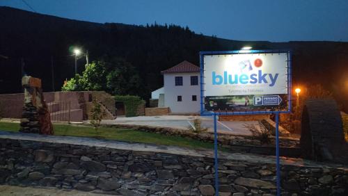 Camelo Casa | BLUESKY by Camelo Casas de Campo
