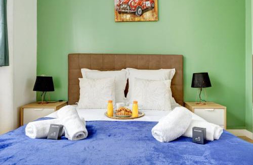 Quartier de la Folie-Mericourt Apartamento | Bluestay 157 - Superb apartment