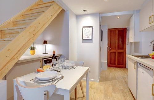 Strasbourg -Saint-Denis Apartamento | Bluestay 252 - Duplex au cœur de Paris