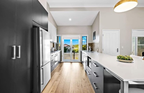 Toowoomba Casa | Bluestone Cottages "The Villa"