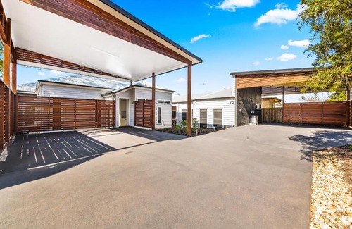 Toowoomba Casa | Bluestone Cottages - The Shop