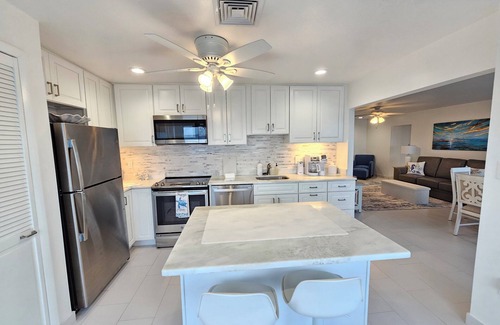 Bolongo Bay Condominio | Blueviews @ Sea Cliff 3Bed/3Bath