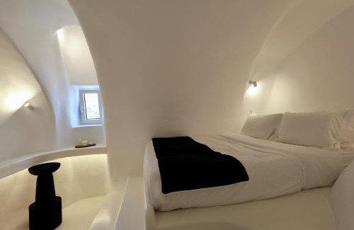 Pyrgos Apartamento | Bluewhite Suites & Villa Santorini