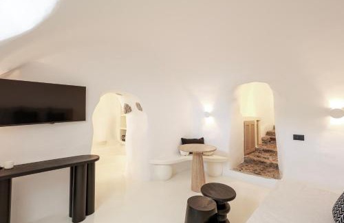 Pyrgos Apartamento | Bluewhite Suites & Villa Santorini