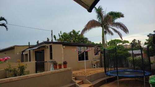 Bluff Apartamento | Bluff Marine Drive Self Catering Cottage A