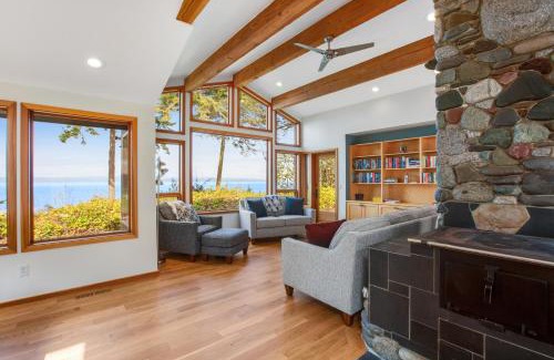 Port Angeles Casa | Blufftop on Freshwater Bay
