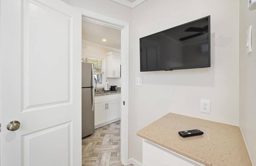 Chincoteague Casa | Blufin Bungalows & Marina
