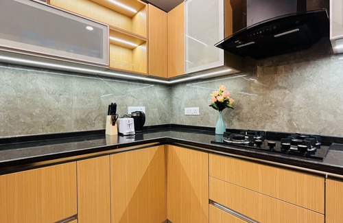 Saket Apartamento | BluO 4BHK Saket Max - Lift, Balcony, Parking