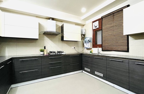 New Delhi Apartamento | BluO Modern 2BHK- Green Park Market & Hauz Khas
