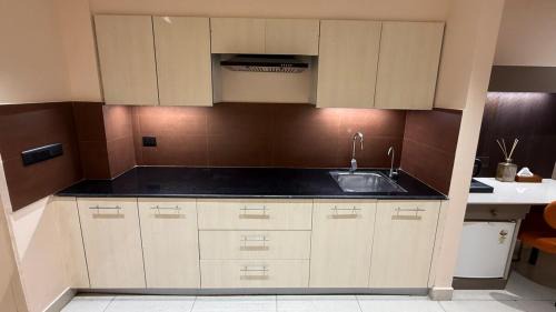 Knowledge Park III Apartamento | Blush & Bloom Luxury Stay in Greater Noida