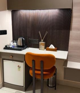 Knowledge Park III Apartamento | Blush & Bloom Luxury Stay in Greater Noida