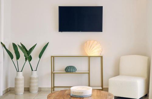 Zakynthos Apartamento | Blush & Crema Apartments