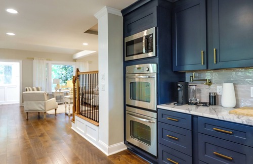 Blythewood Cabaña | Blythewood Modern Cottage Retreat: Deck & Grill!