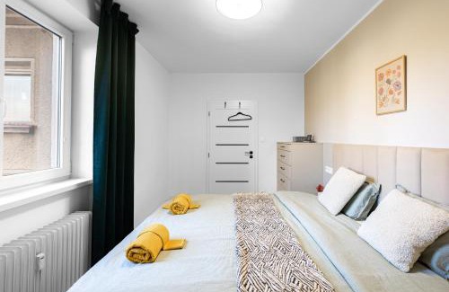 Nivy Apartamento | BNB Central Comfort Retreat with Balcony