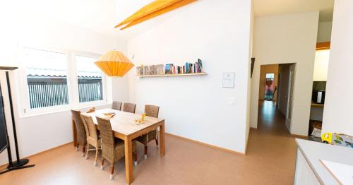 Uznach Cama Y Desayuno | BnB Entensee