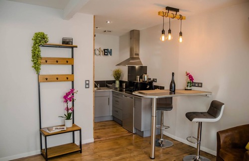 Epernay Apartamento | BnB Epernay Studio 86 Your Cozy Nest for Two in Épernay