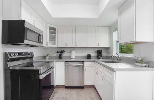Downtown Fort Lauderdale Apartamento | BnB Hyperion Brand New 2b2b Retreat w Patio