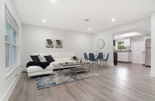 Downtown Fort Lauderdale Apartamento | BnB Hyperion Brand New 2b2b Retreat w Patio