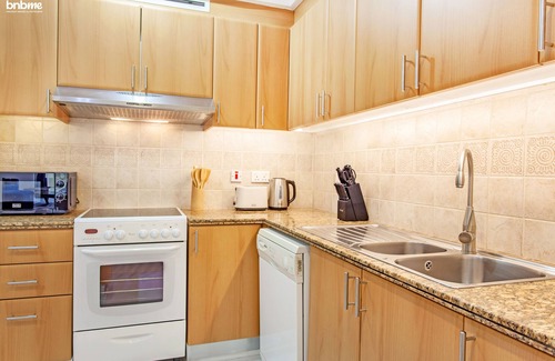 Dubai Marina Apartamento | bnbme | Anbar Tower | 2 BDR